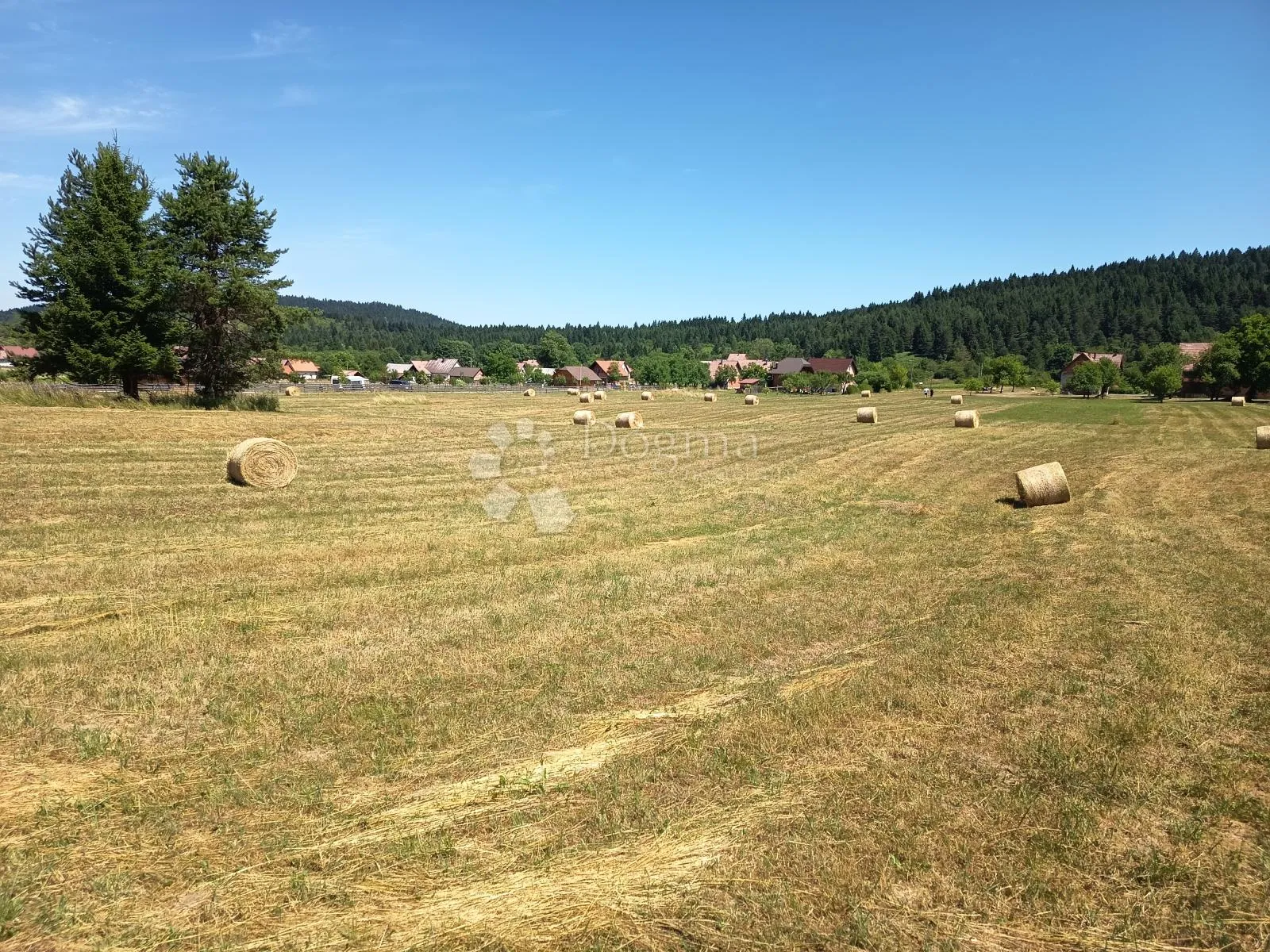 građevinsko zemljište pokraj kampa primavera saborsko - slika 6