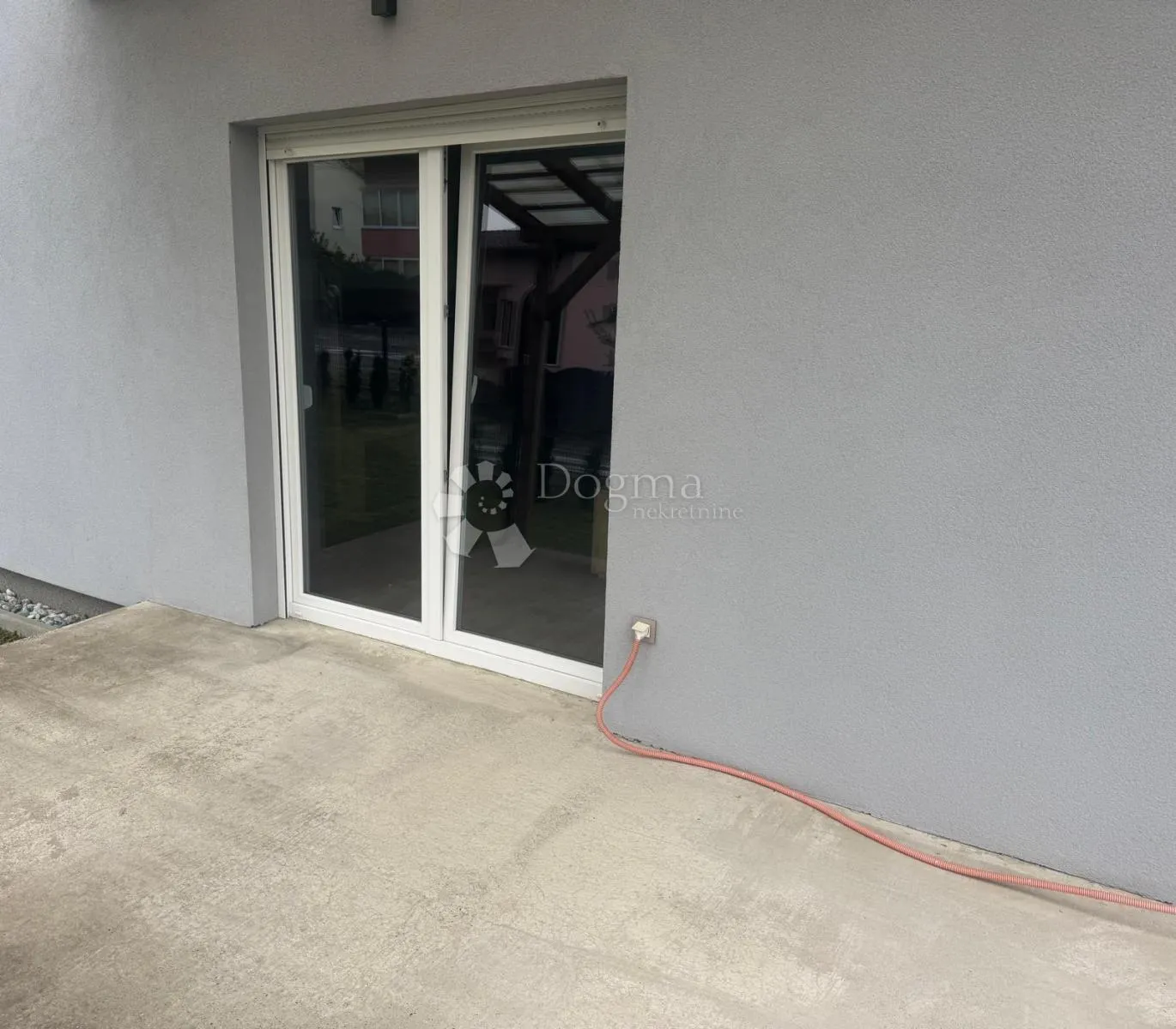 kuća s dva stana + mogućnost trećeg stana – ivanić-grad - slika 26