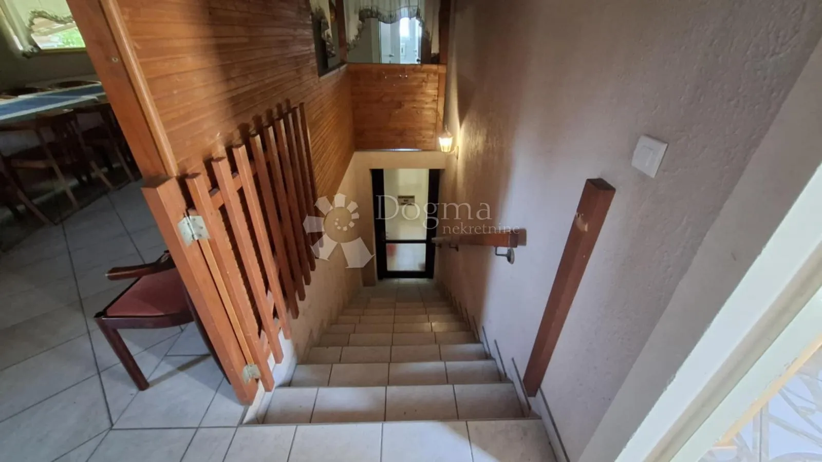 seoski raj 5 minuta od centra grada - slika 29