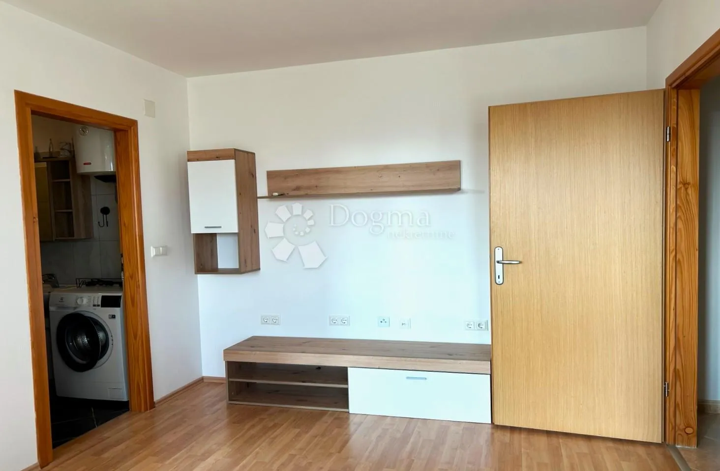 rovinj – ugodan stan s pogledom na more - slika 12