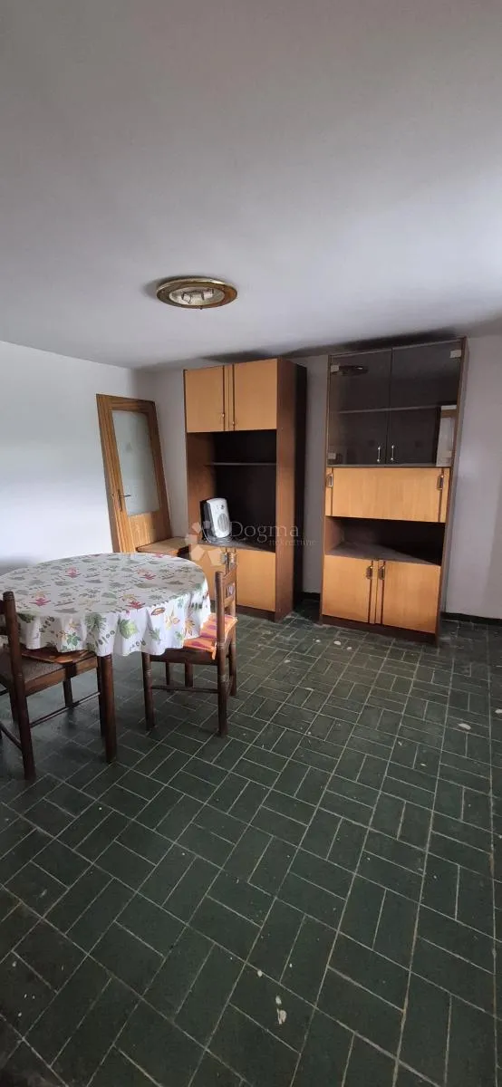 predivno imanje s pogledom na učku i dvorac belaj – 2475 m² - slika 6