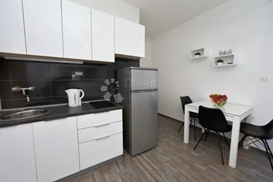 bibinje - apartmanska kuća prvi red do mora - slika 38