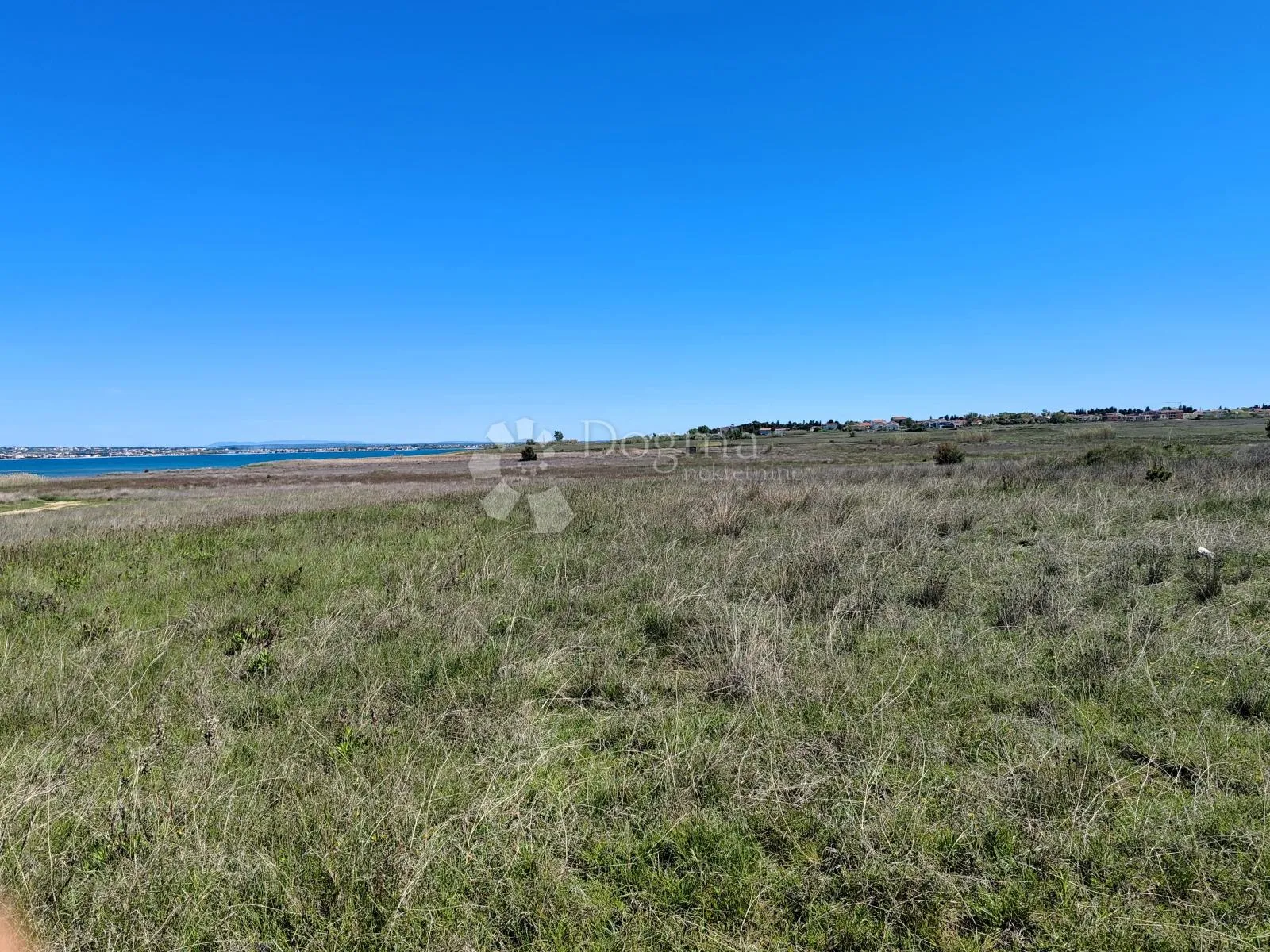 privlaka, 4068 m² - velika poljop. zemljište blizu pješčane plaže - slika 2