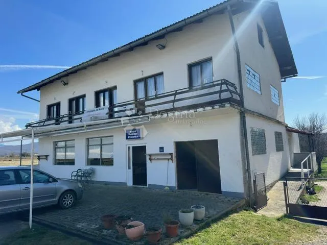 bunić kuća sa restoranom i sobe za iznajmljivanje - slika 2