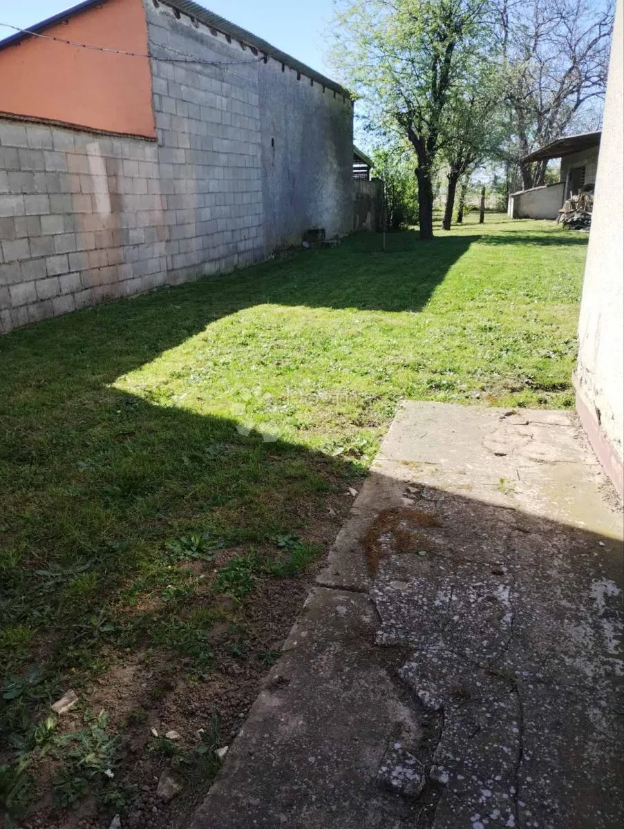 impresivna površina zemljišta u trnovcu - slika 12