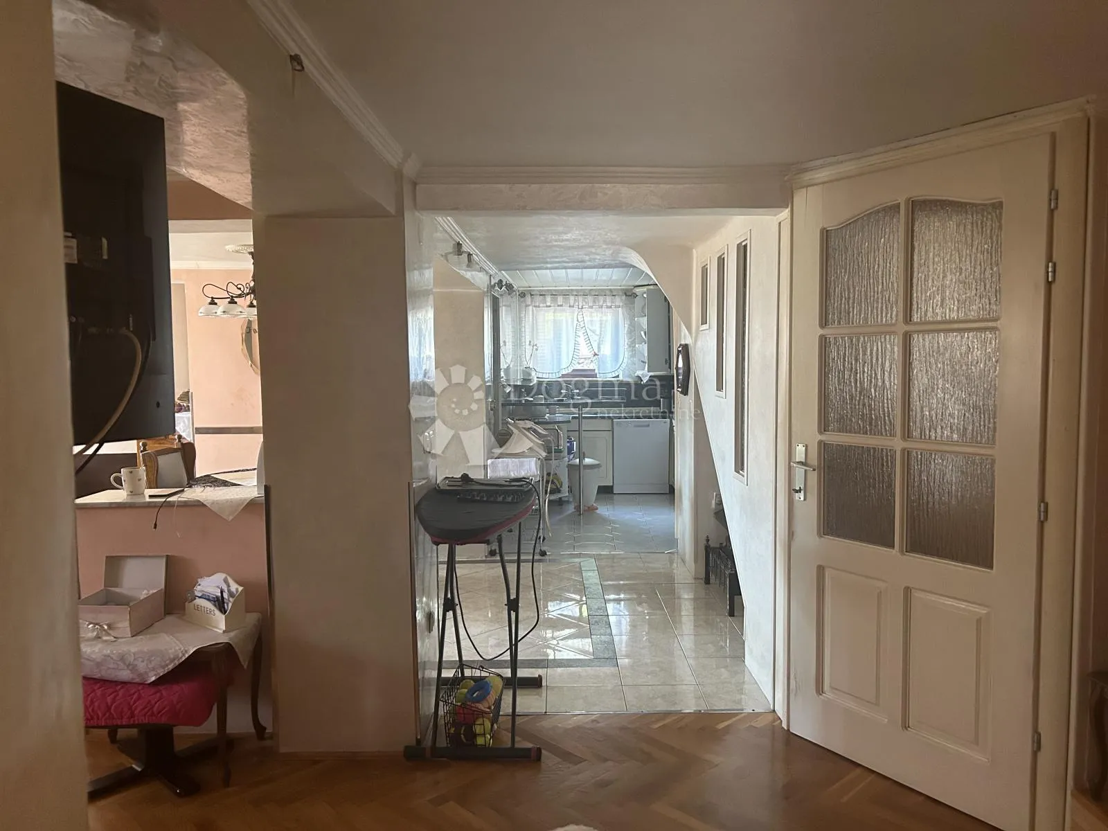 rijeka, podmurvice - renovirana kuća s prostranom okućnicom - slika 3