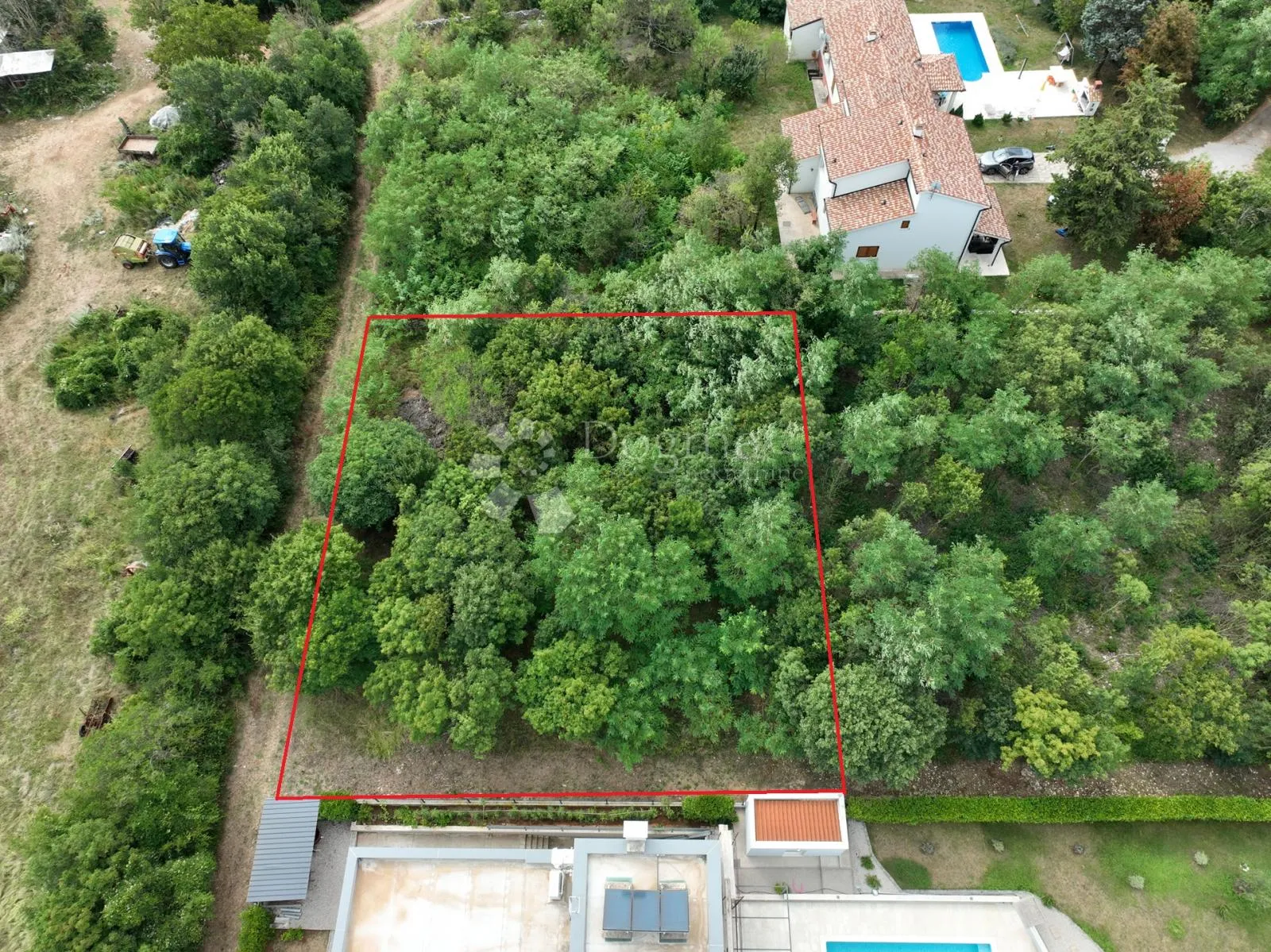 građevinsko zemljište i projekt za kuću s bazenom - slika 4