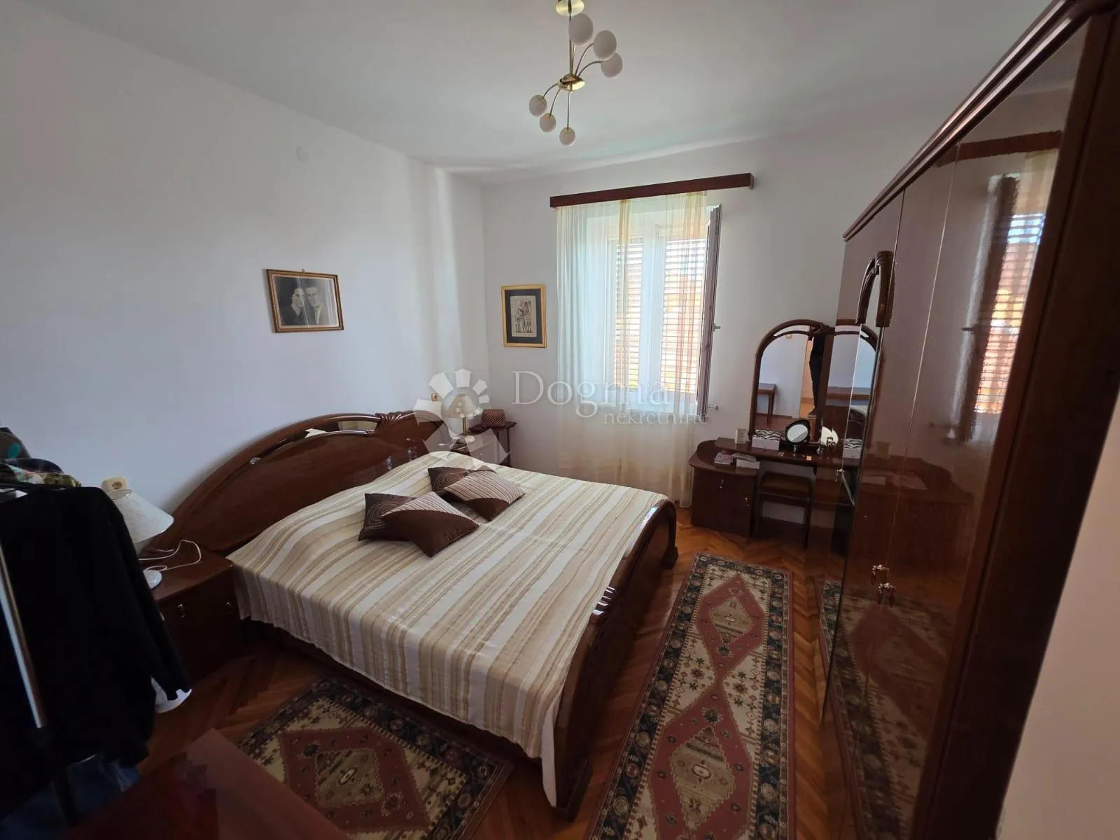 šibenik- 2 kuće u centru grada ! izvrsna prilika - slika 21