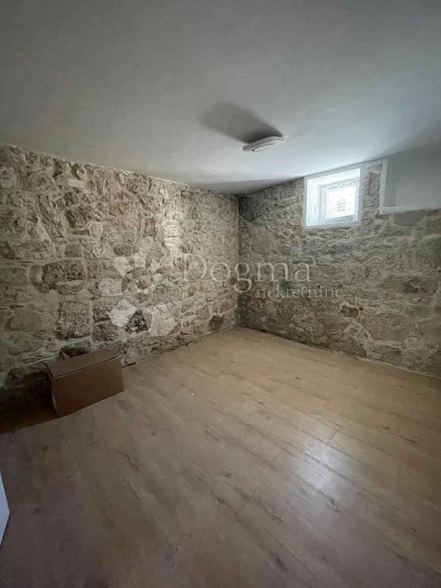 rijetkost! povoljan apartman u bribiru - slika 7
