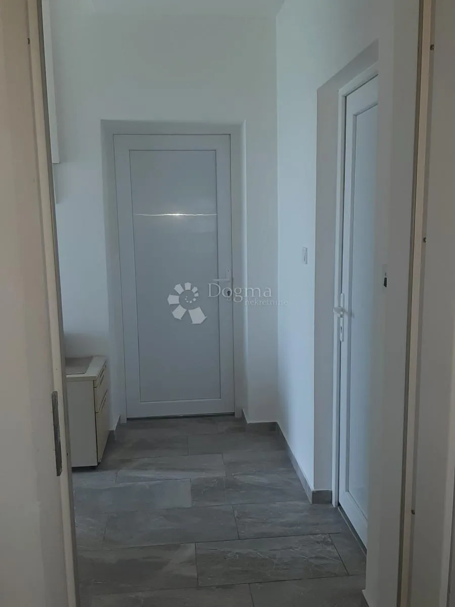 useljiva kuća u vukovaru koja donosi siguran prihod! - slika 36