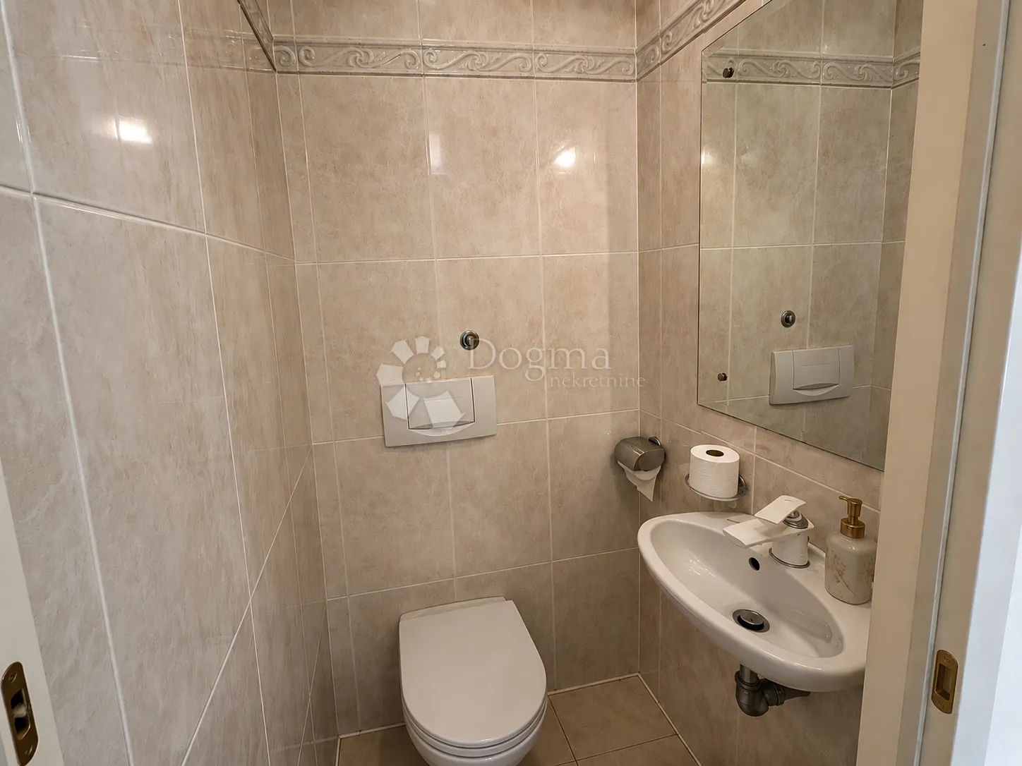 zamet - 2s+db stan s prekrasnim pogledom na more - slika 8