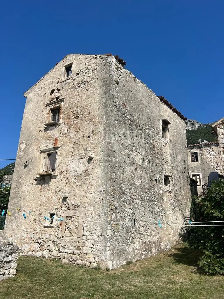 prilika!!!! rijetkost u ponudi!!! samostojeća kuća sa pogledom na more u starogradskoj jezgri - slika 22