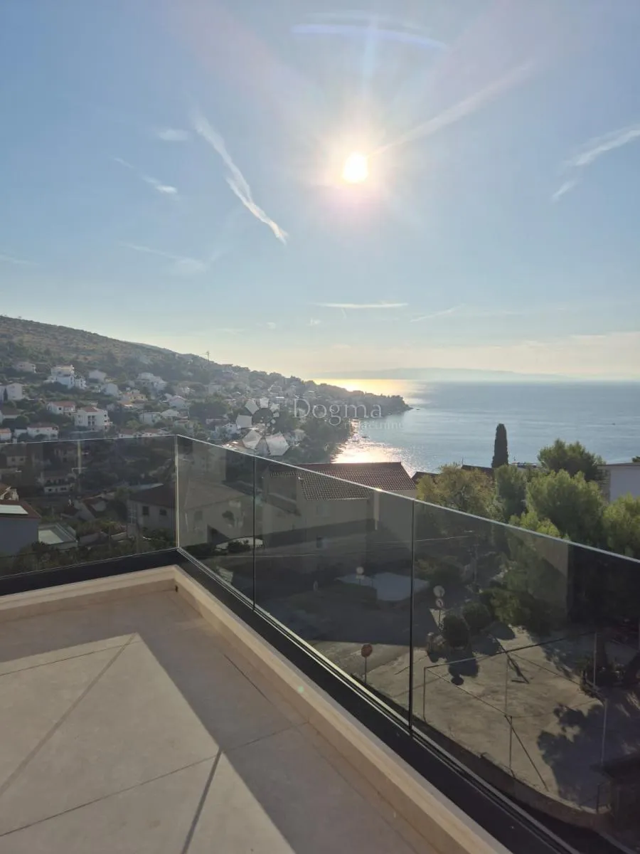 novogradnja – luksuzni penthouse (s17) s jacuzzijem i panoramskim pogledom na more – okrug gornji - slika 4