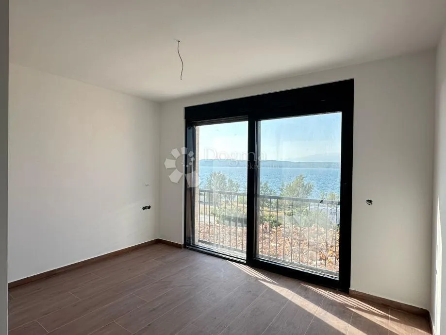 luksuzna vila u izgradnji ,60 m od mora, novigrad-zadar!! !!! - slika 10