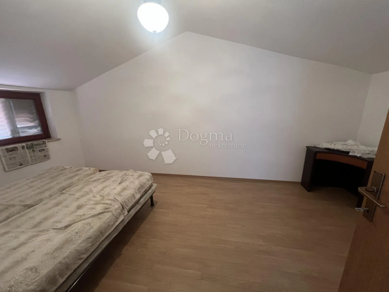 duplex -dvije kuće sa ljetnom kuhinjom i garažom - slika 25