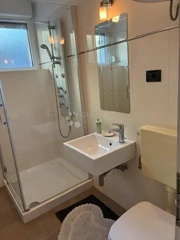 belveder, 70m2, 2s+db, dugoročan najam - slika 12