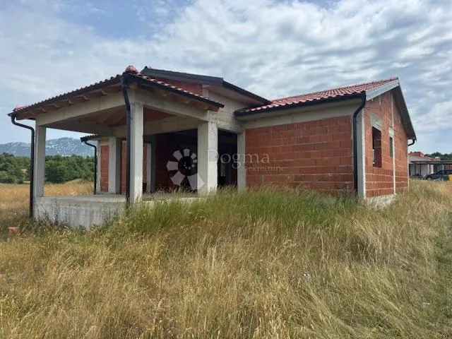 kuća/započeta gradnja u kršanu - slika 1