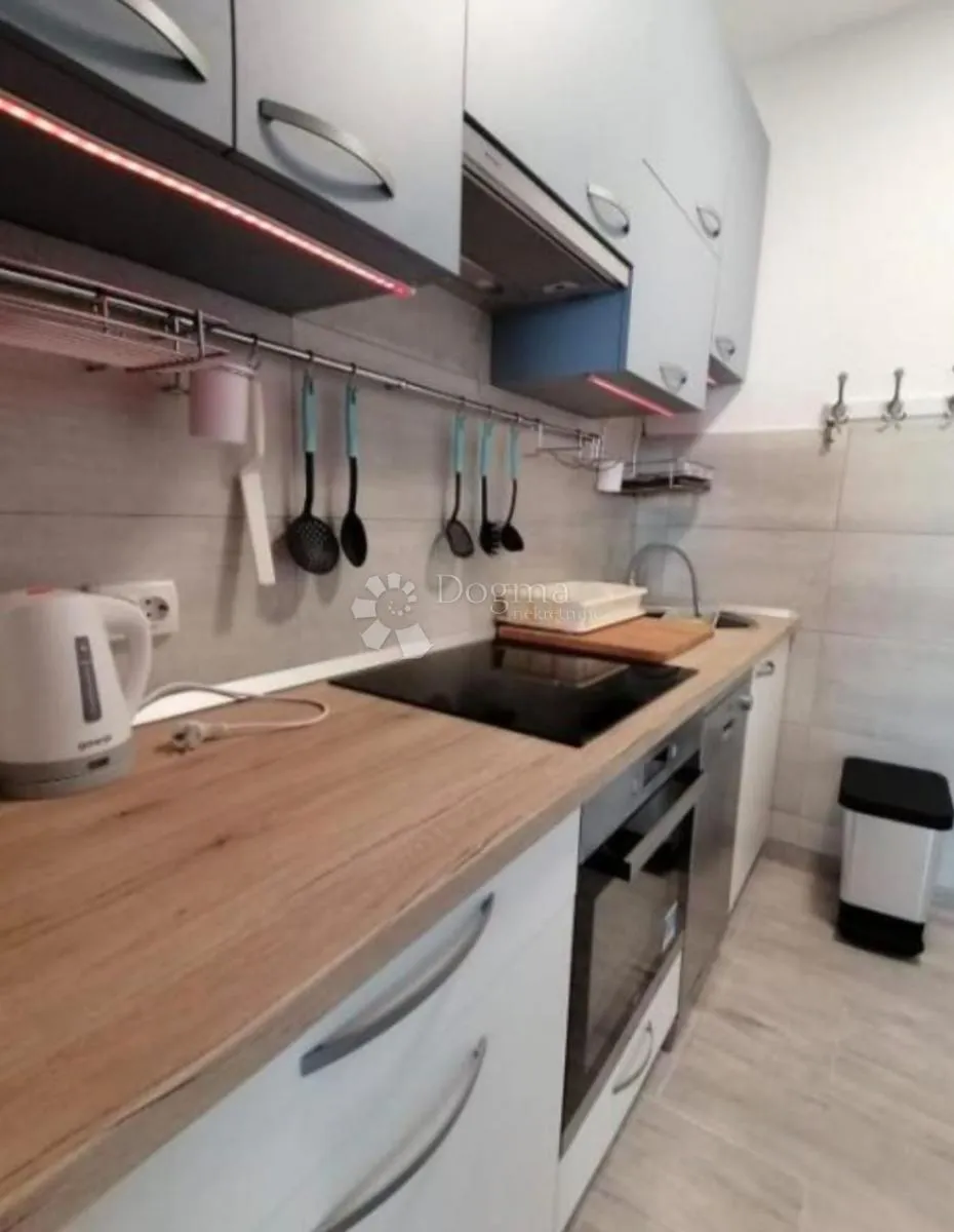 primošten - lijepo namješten stan s pogledom na more - slika 4