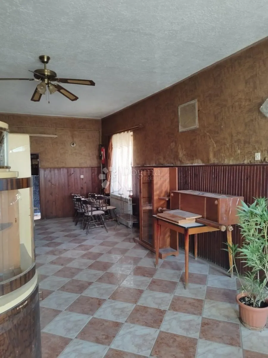 zmajevac - u samom centru poslovno stambena zgrada - slika 4