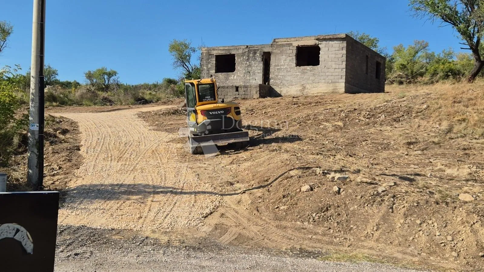 kamena kuća za adaptaciju i zemljište u miru ravnih kotara - slika 5
