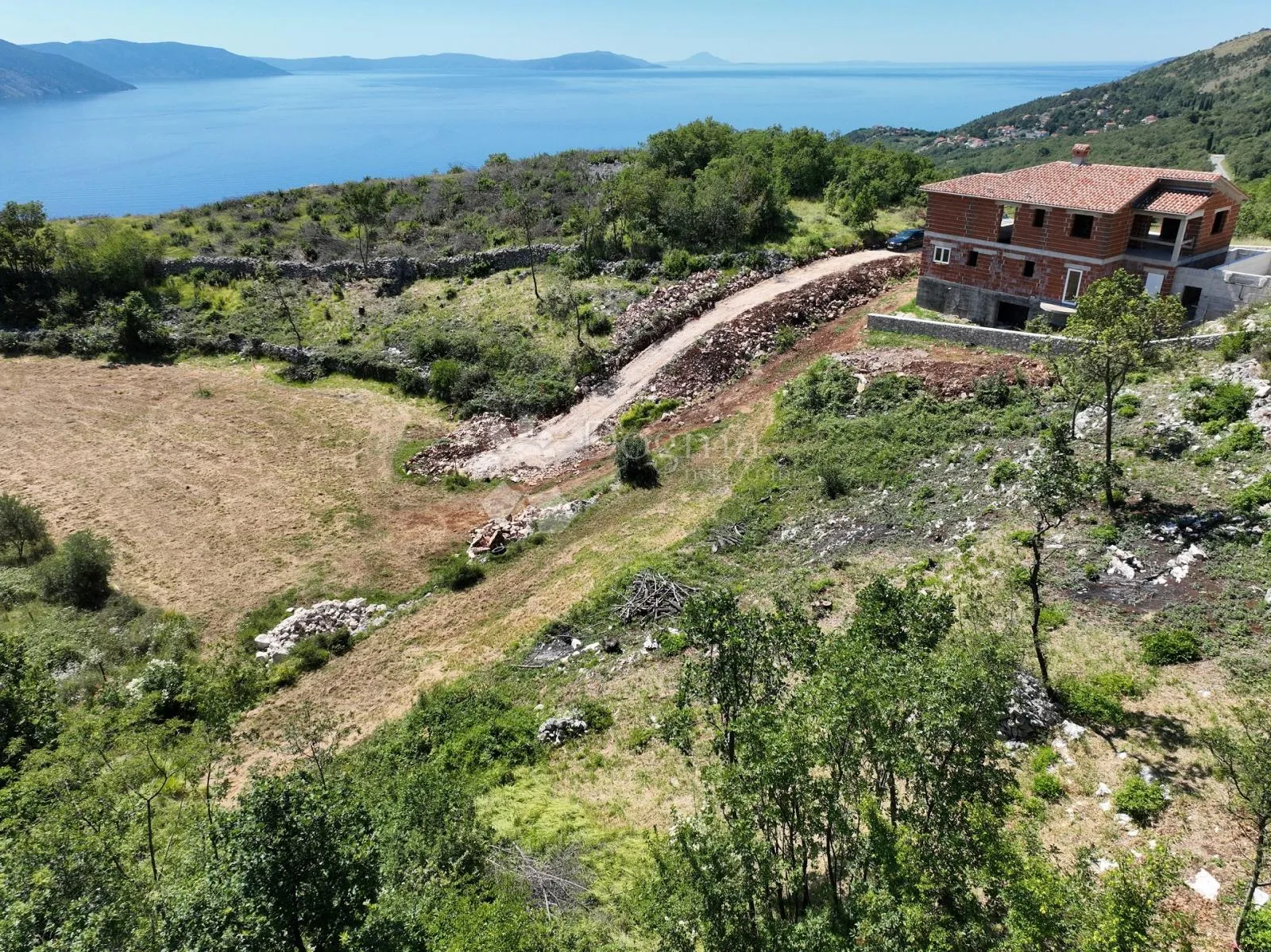 građevinsko zemljište na istočnoj obali istre - slika 1