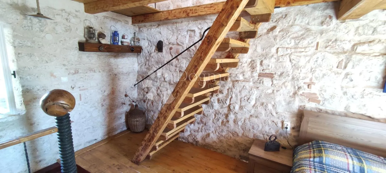 hvar, gdinj (bonkovići) – kamena idila s pogledom na more - slika 14