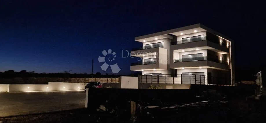 prekrasan apartman sa panoramskim pogledom - slika 2