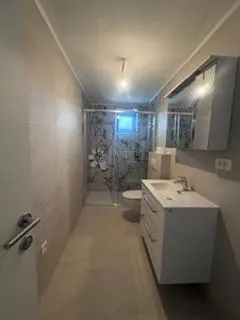 dvoetažni apartman sa ogromnom terasom - slika 4