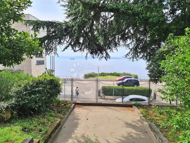 pećine - najam , 2s + db stan - slika 14
