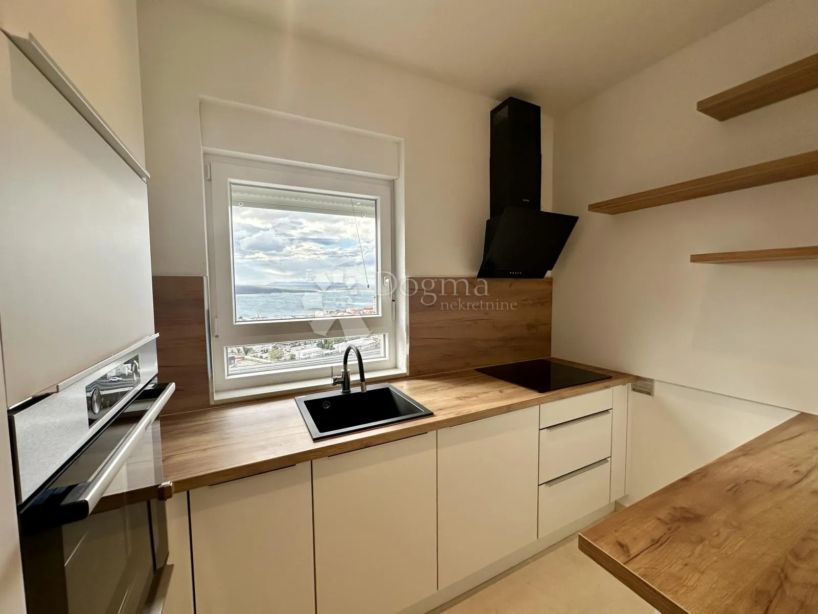apartman crikvenica 80m2 sa pogledom na more - slika 7