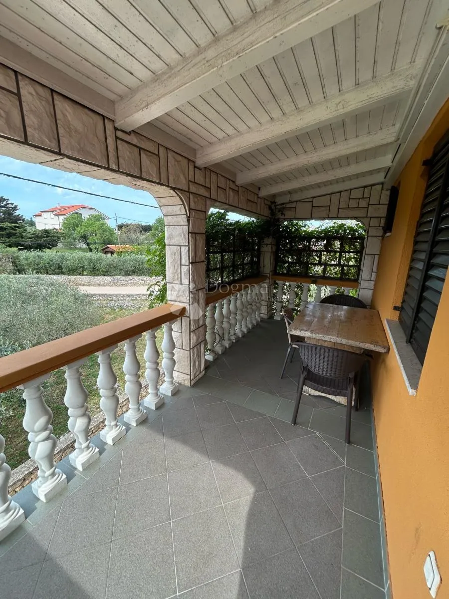 prekrasna kuća s više apartmana, 150 m od mora - slika 19