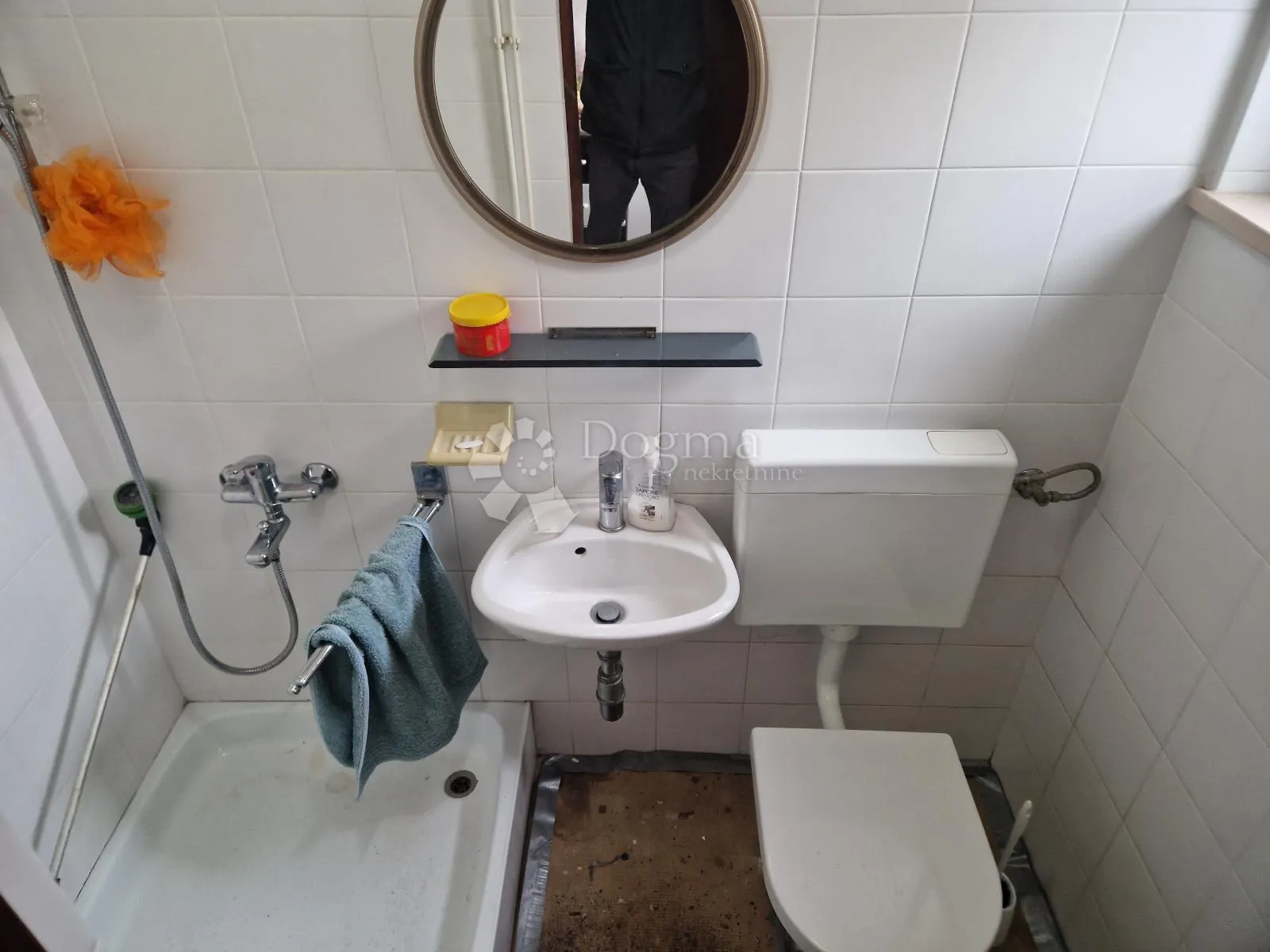 poslovni prostor: 300 m2 - slika 7