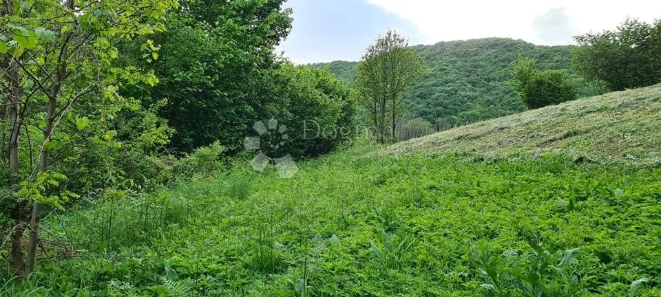 rude samobor gradjevinsko zemljište 784m2 - slika 4