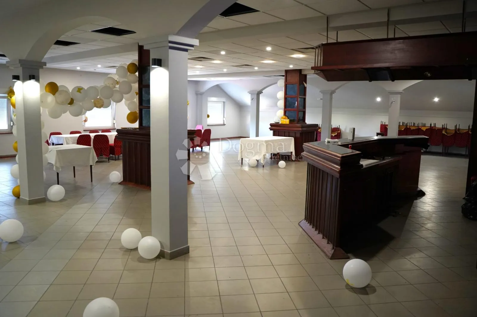 restoran, pizzeria ili event dvorana? ovaj prostor ima sve što trebate! - slika 14