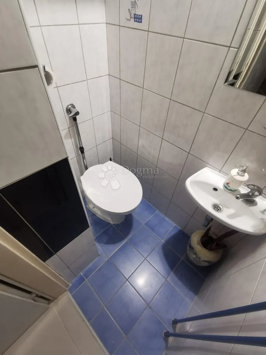 trosoban stan na trešnjevci - 70,76 m2 - slika 13