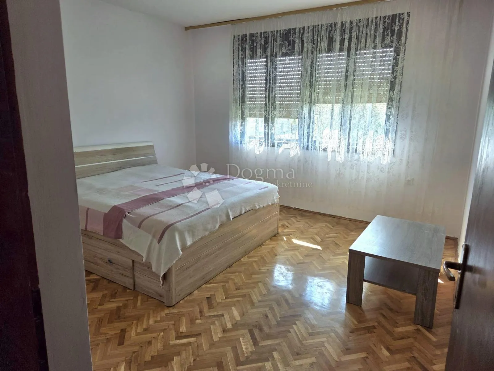 prodaja, kuća, vezišće, nkp 210 m2 sa okućnicom i zemljištem 2898 m2 - slika 5