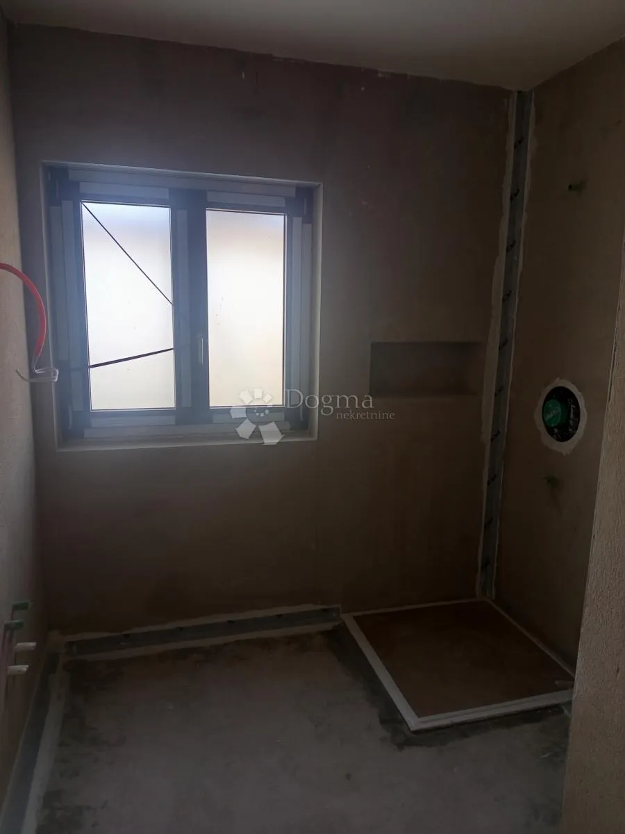 penthouse na prodaju, 131 m2, mirna lokacija s predivnim pogledom na prirodu, pula - slika 3