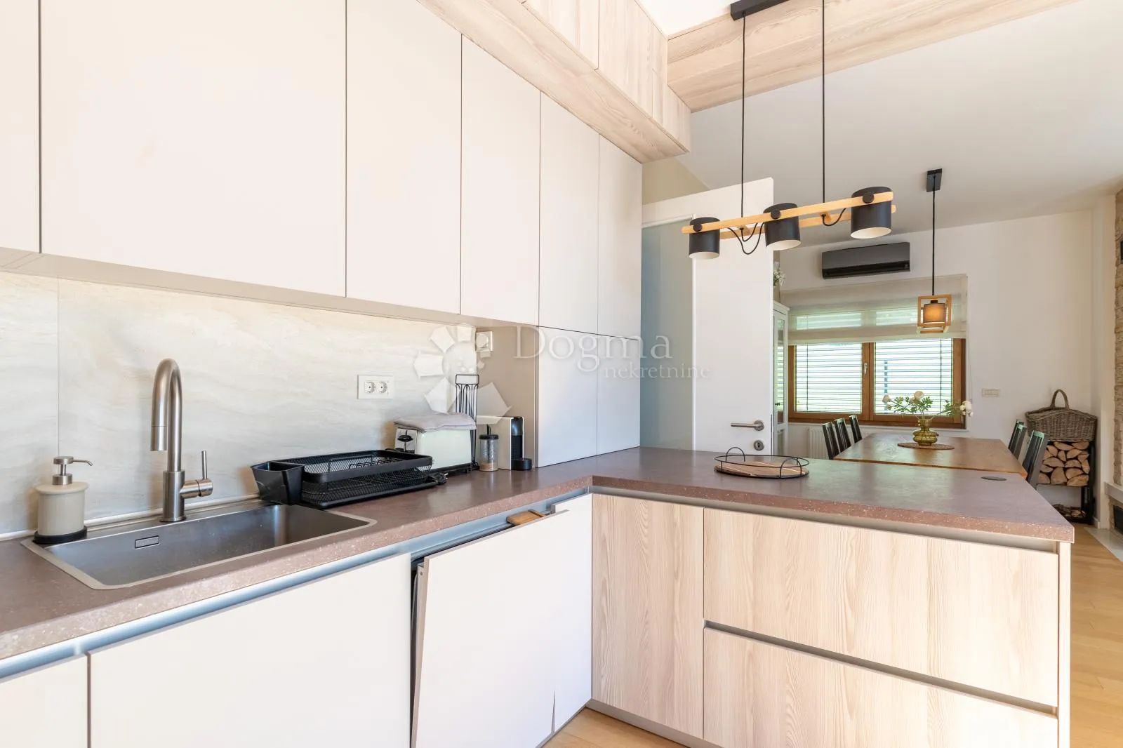 mlinovi - moderan troetažan stan 213 m² s vrtom i panoramskom krovnom terasom - slika 8