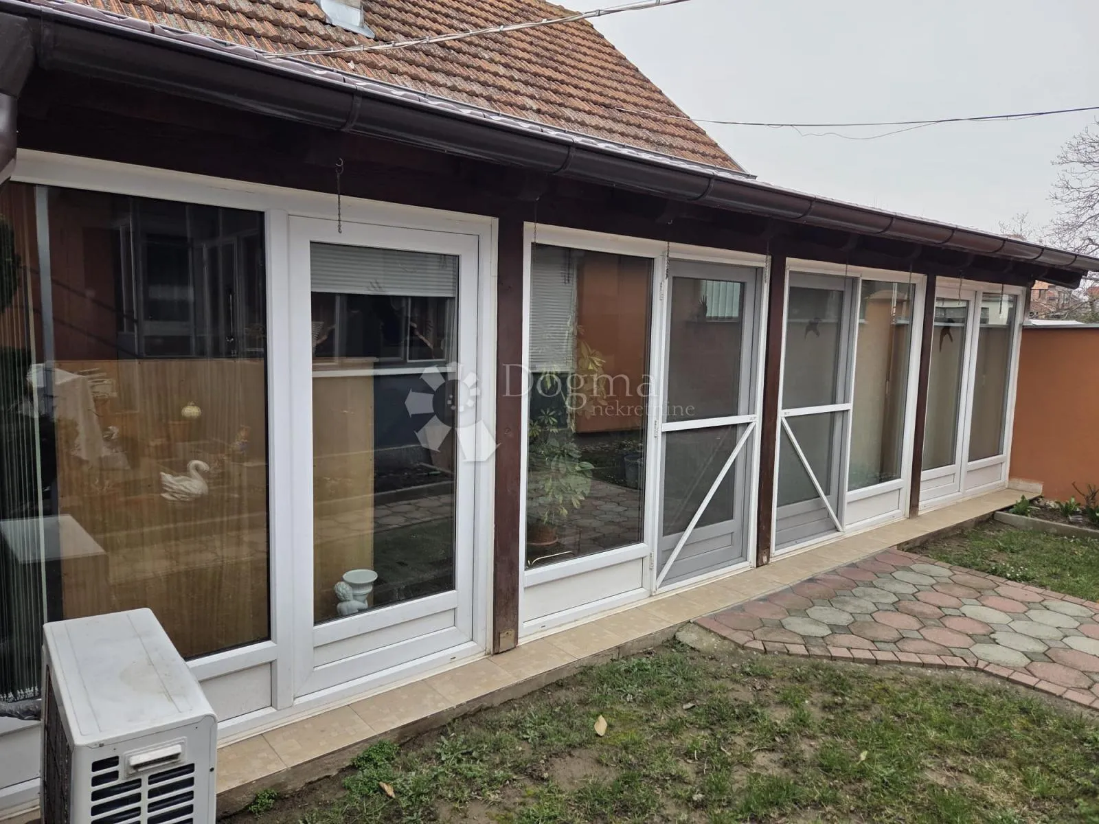 kuća vukovar, mitnica – dvije stambene jedinice - slika 17