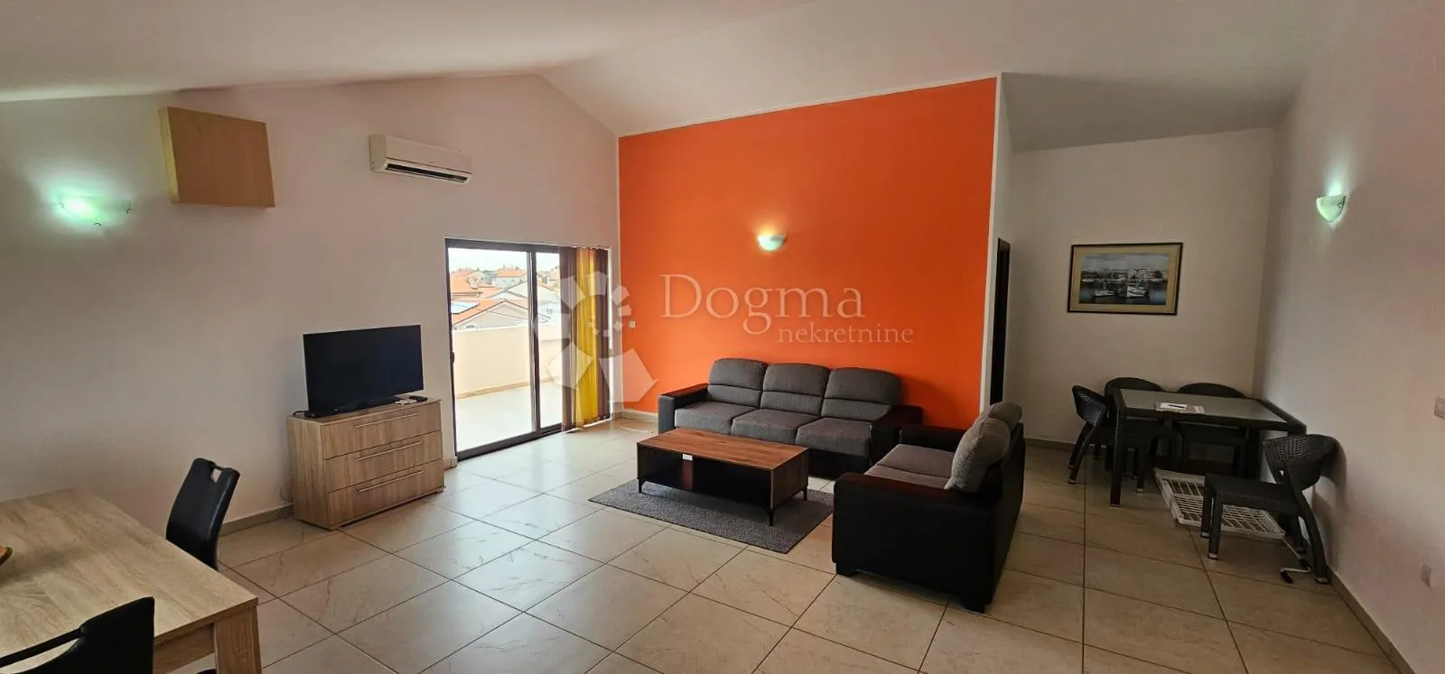prodaje se ekskluzivna apartmanska kuća u medulinu – 900 m od mora - slika 3