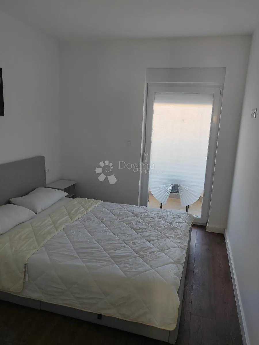 biograd na moru - stan s1 prizemlje kompletno namješten - slika 6