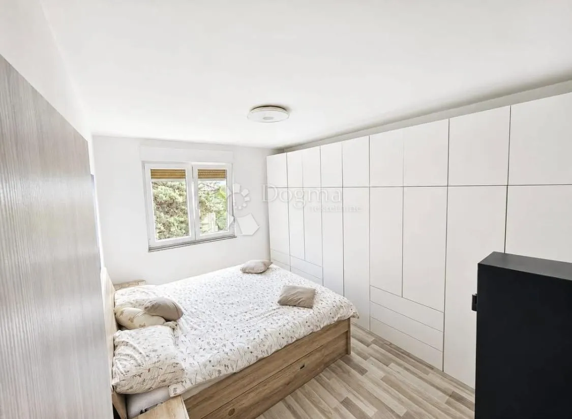 podmurvice stan 65m2 kompletno adaptrian - slika 6