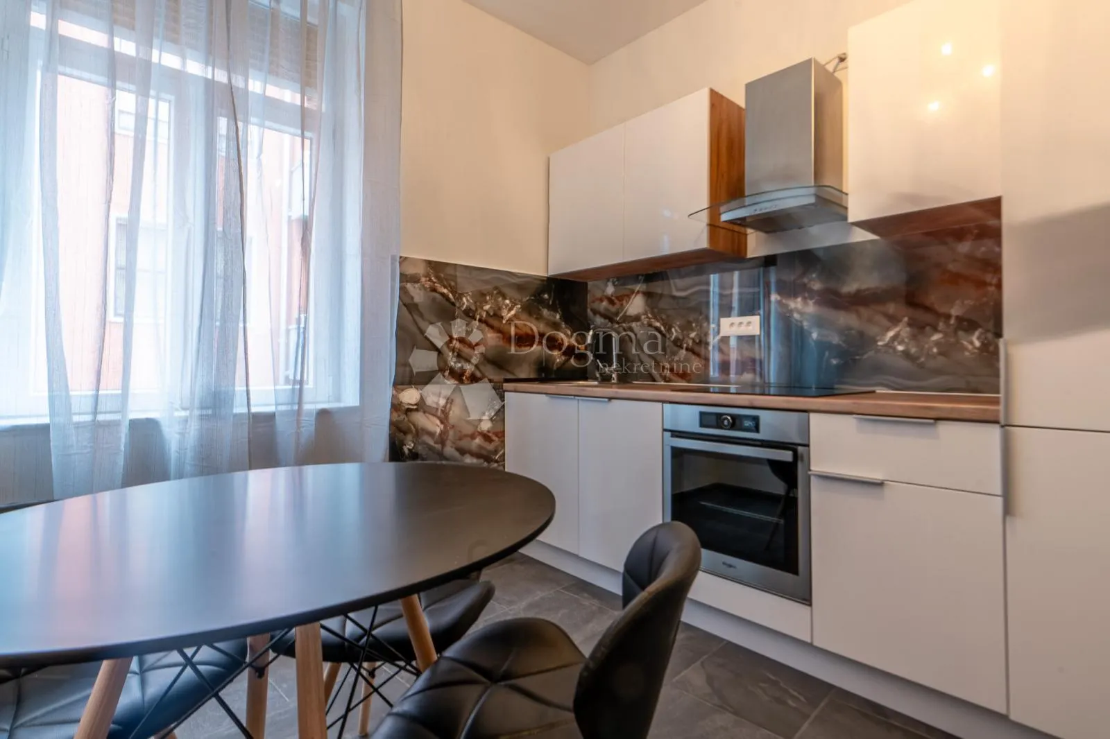 rijeka adaptiran, namješten stan 4s+db sa velikim balkonom - slika 5