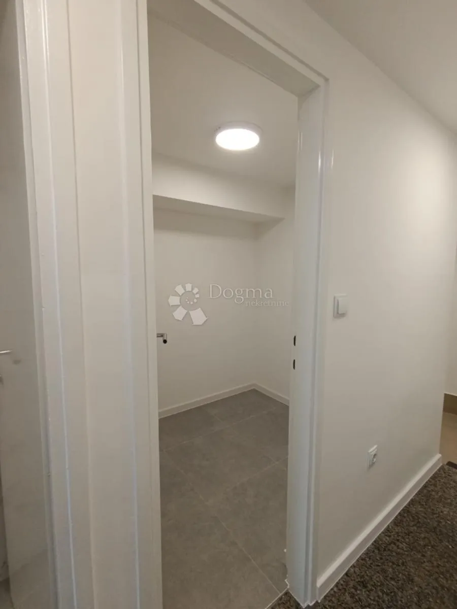 knežija- 40m2 prostor za najam - slika 2