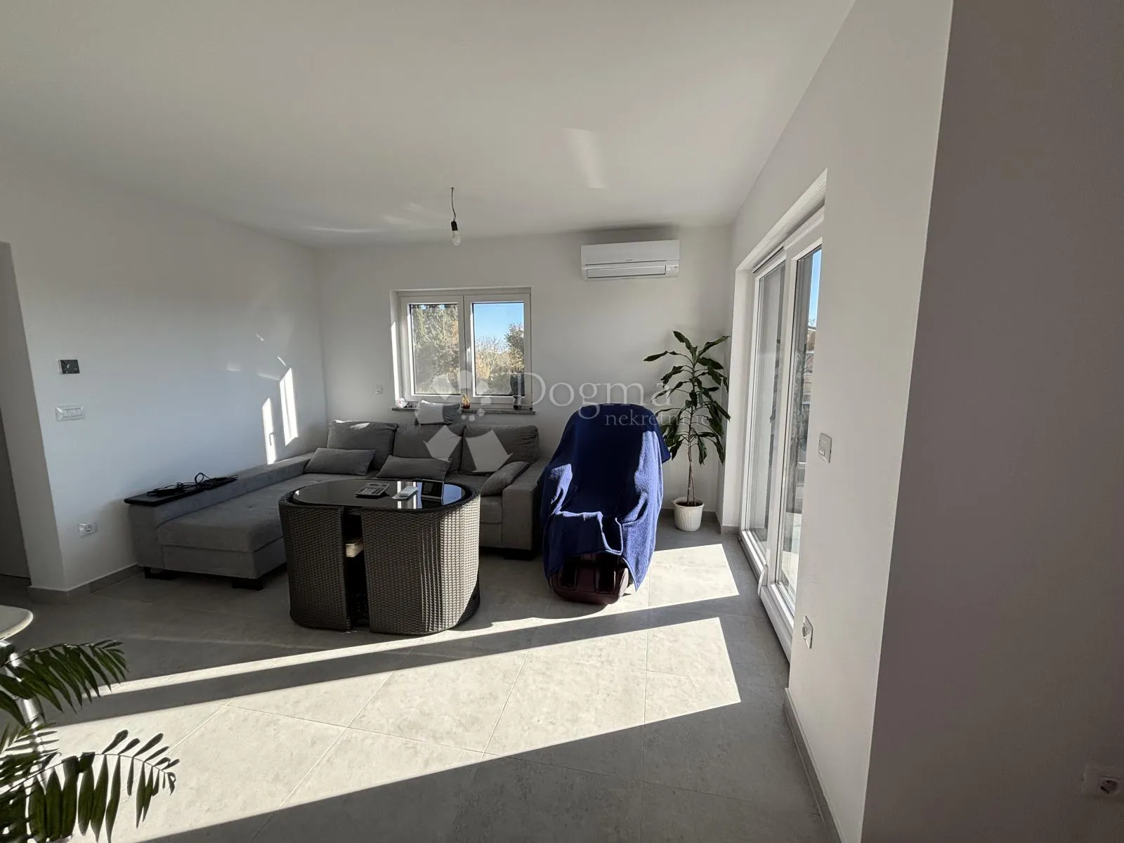 pula, novogradnja, 71 m² s balkonom - slika 6