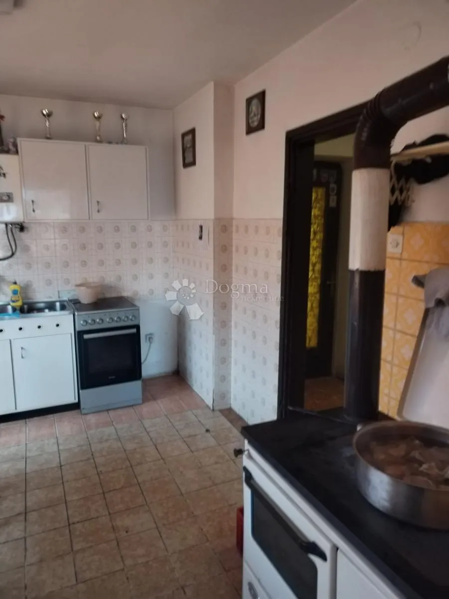 kuća na prodaju u donjem mekušju - slika 12
