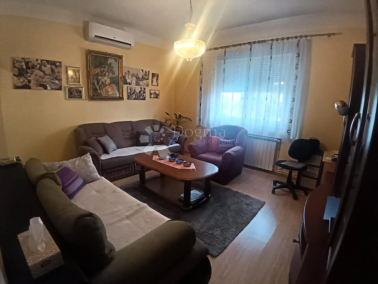 kuća u prirodi s jezerom i velikim imanjem - slika 20