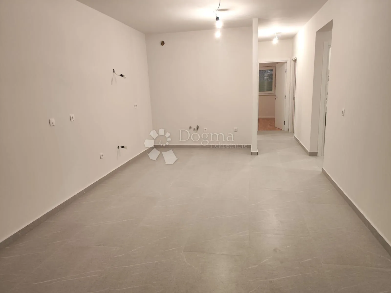 trogir-novogradnja prizemlje -dvosobni stan (s2) - slika 6