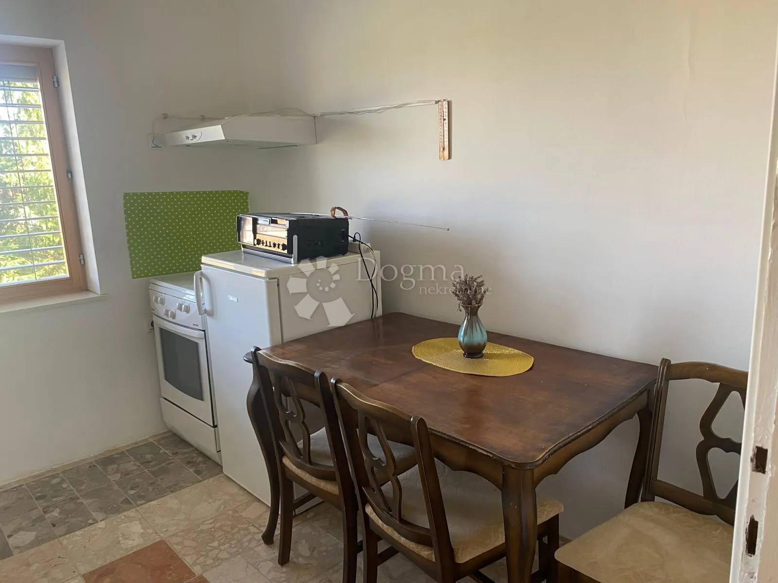 renovirana kuća s panoramskim pogledom na ivančicu - slika 5