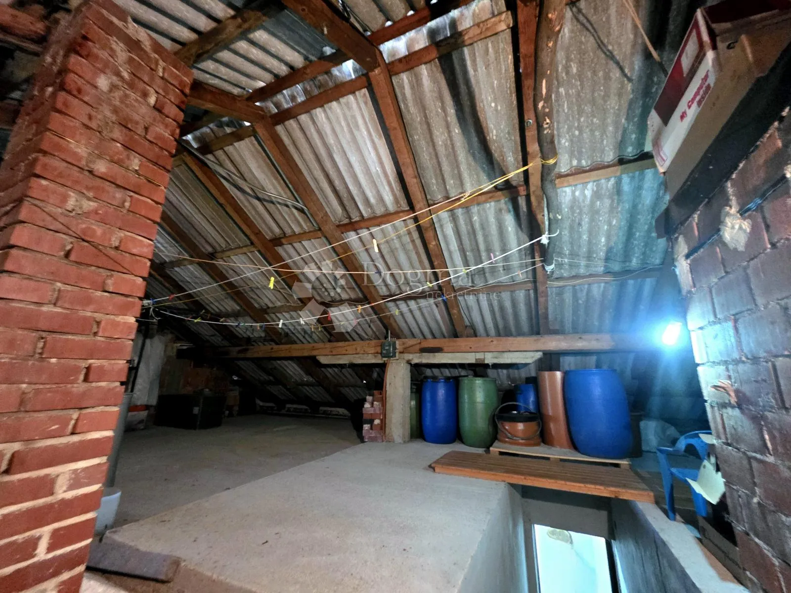 prodaja, kuća, nkp 350m² s okućnicom i terasom, mrežnički brig - slika 33